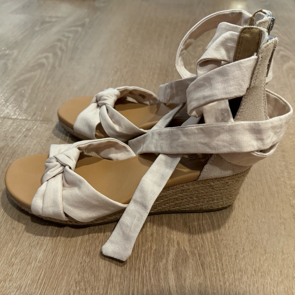 Ugg Lace-up Espadrille Wedge